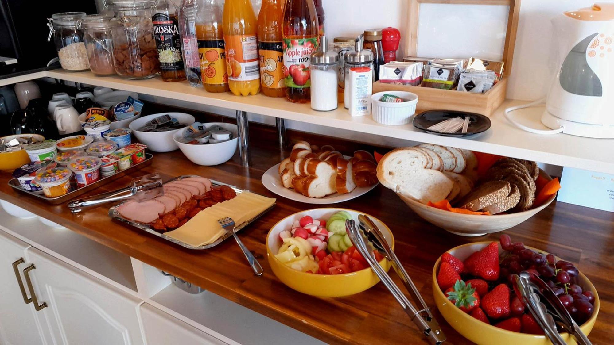Vi-Li Panzio Bed & Breakfast Maklár Екстериор снимка